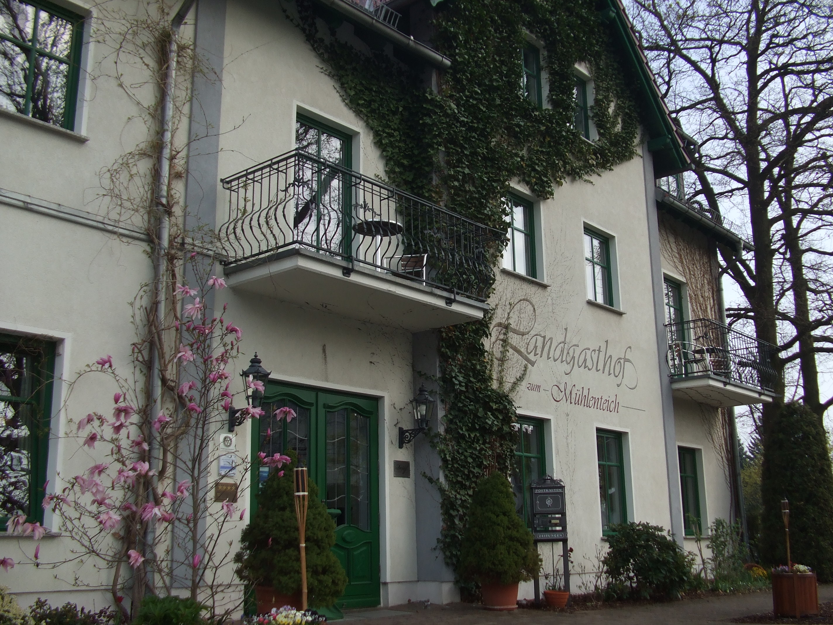 Landgasthof zum Mühlenteich im Ortszentrum von Eggersdorf