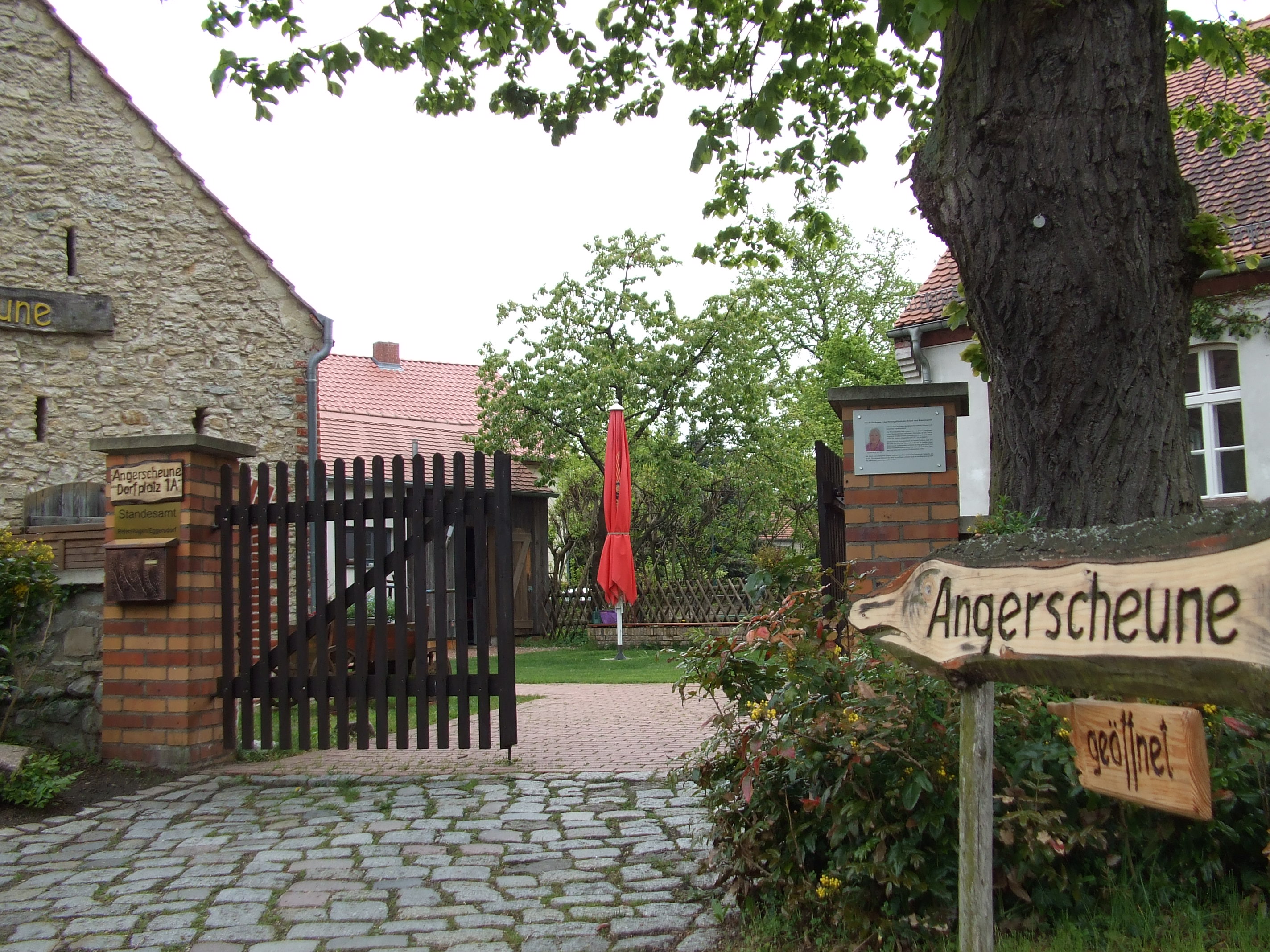 Angerscheune am Dorfanger Petershagen Angerscheune am Dorfanger Petershagen